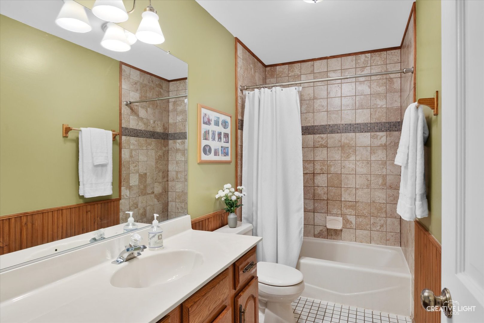 1234 Oakton Lane, Naperville, IL 60540