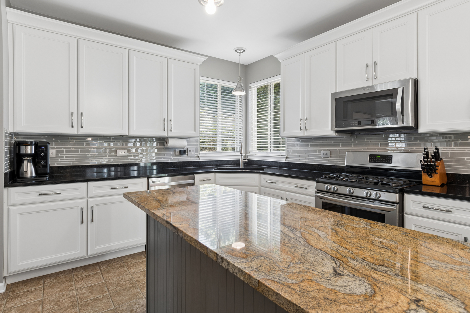 25209 Scott Drive, Plainfield, IL 60544