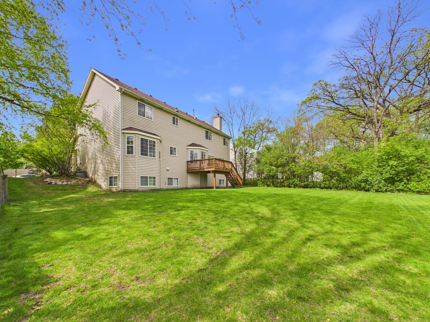 7486 Abbey Road, Gurnee, IL 60031