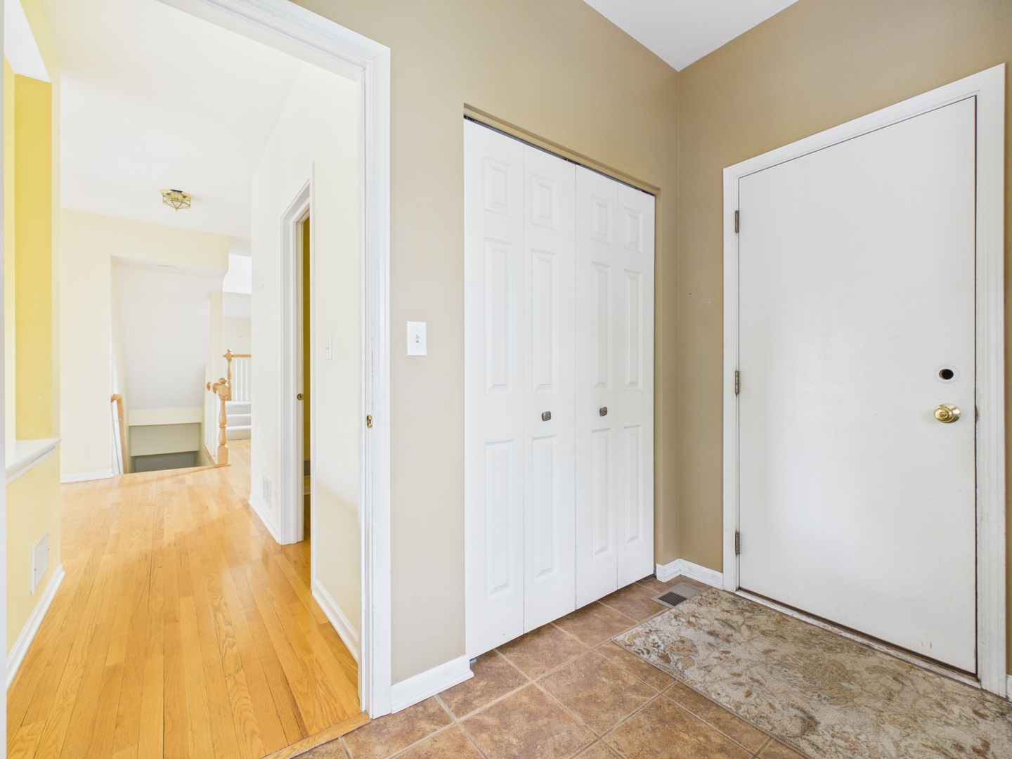 7486 Abbey Road, Gurnee, IL 60031