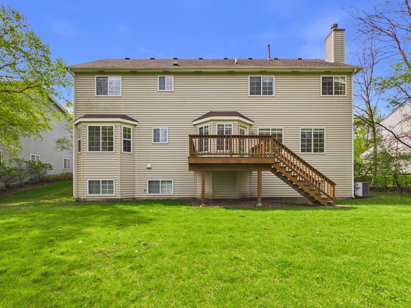 7486 Abbey Road, Gurnee, IL 60031
