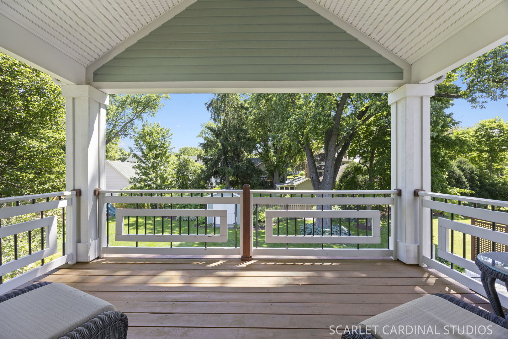 616 E Willow Avenue, Wheaton, IL 60187