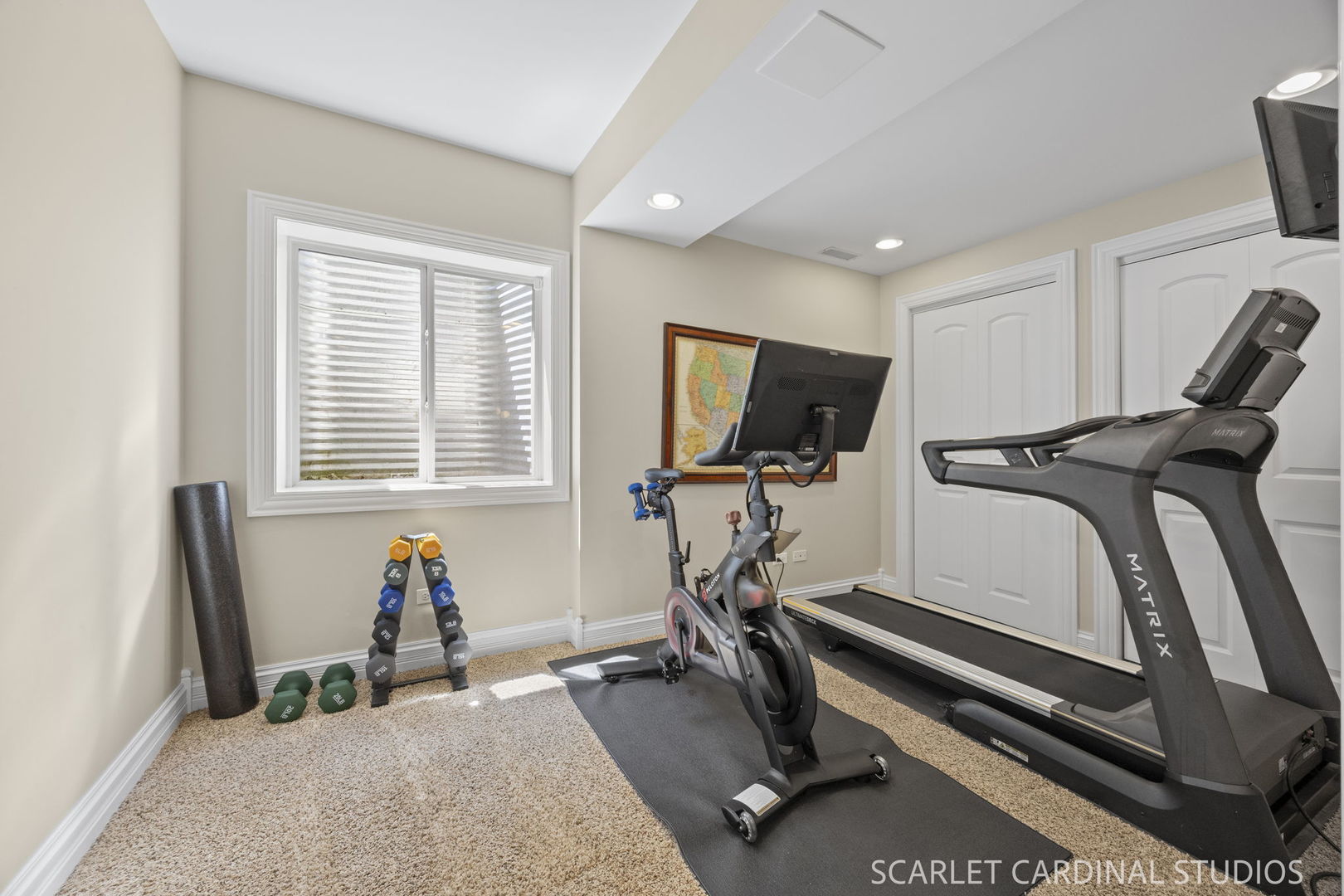 616 E Willow Avenue, Wheaton, IL 60187