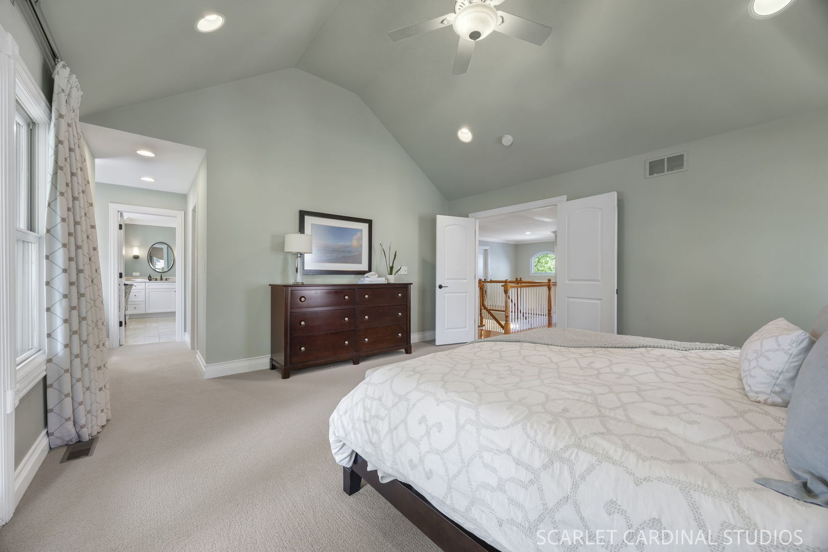 616 E Willow Avenue, Wheaton, IL 60187