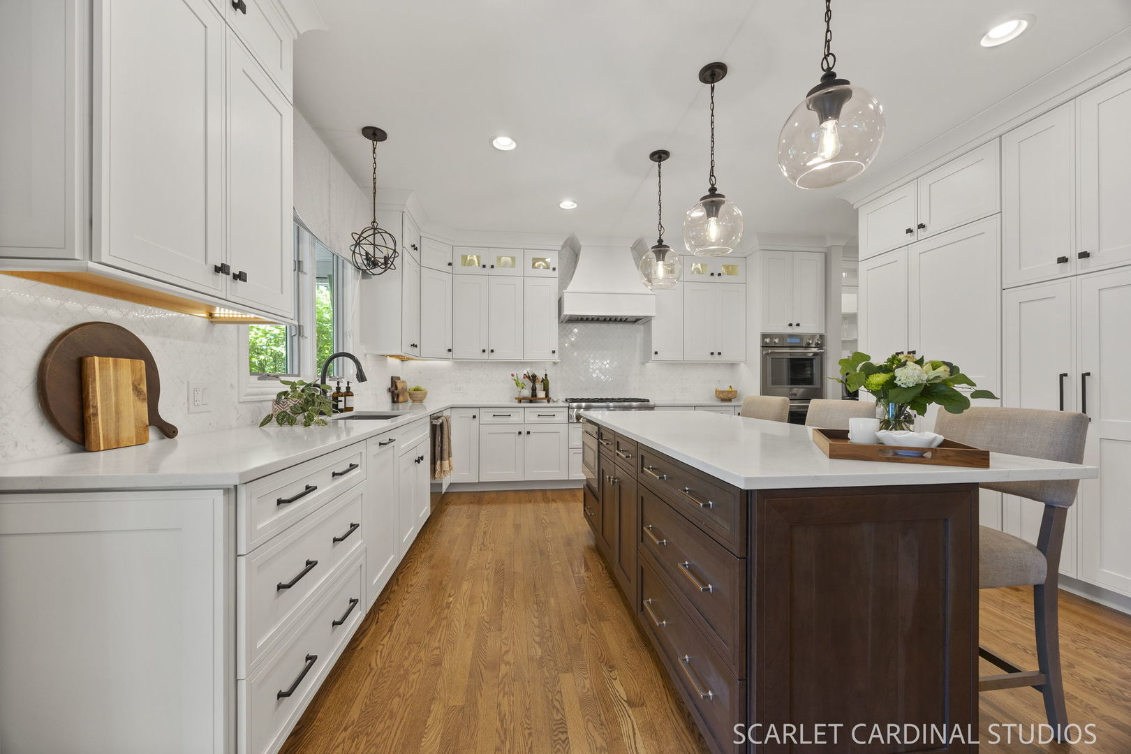 616 E Willow Avenue, Wheaton, IL 60187