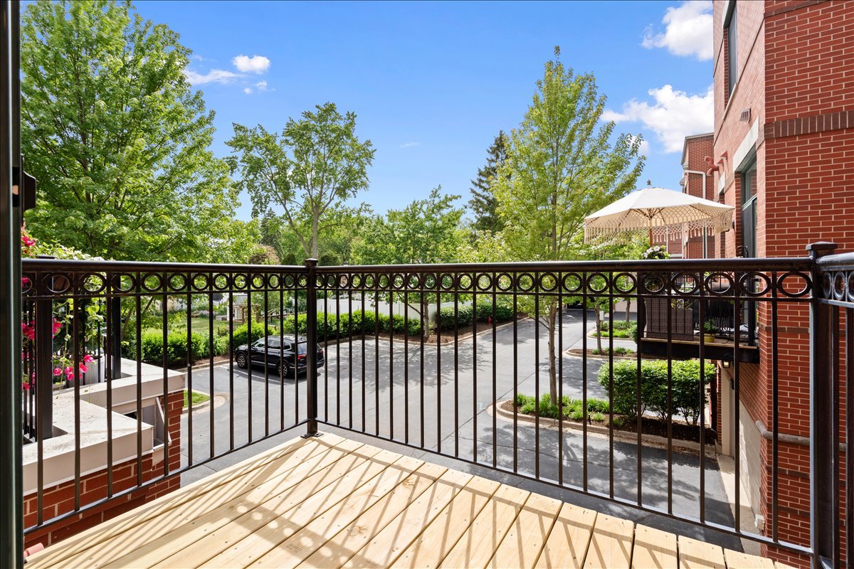 130 N Rose Street, Palatine, IL 60067