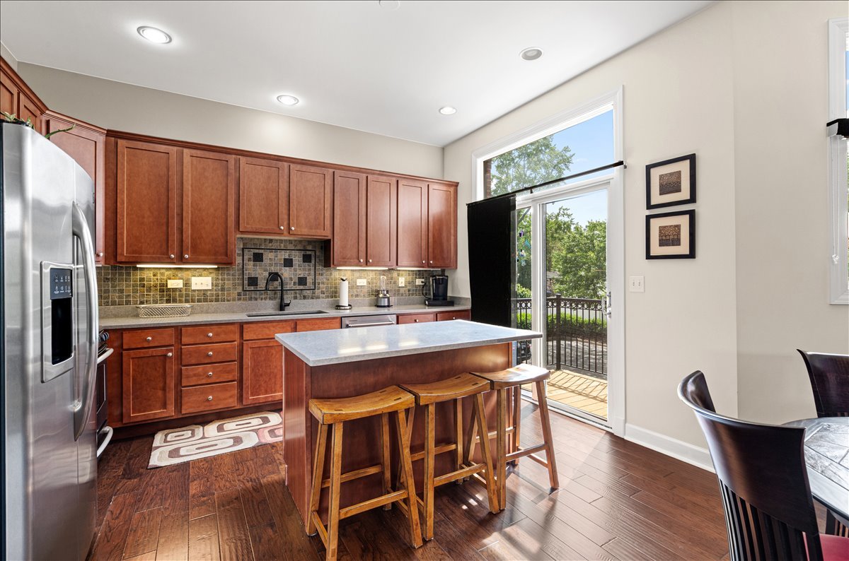 130 N Rose Street, Palatine, IL 60067