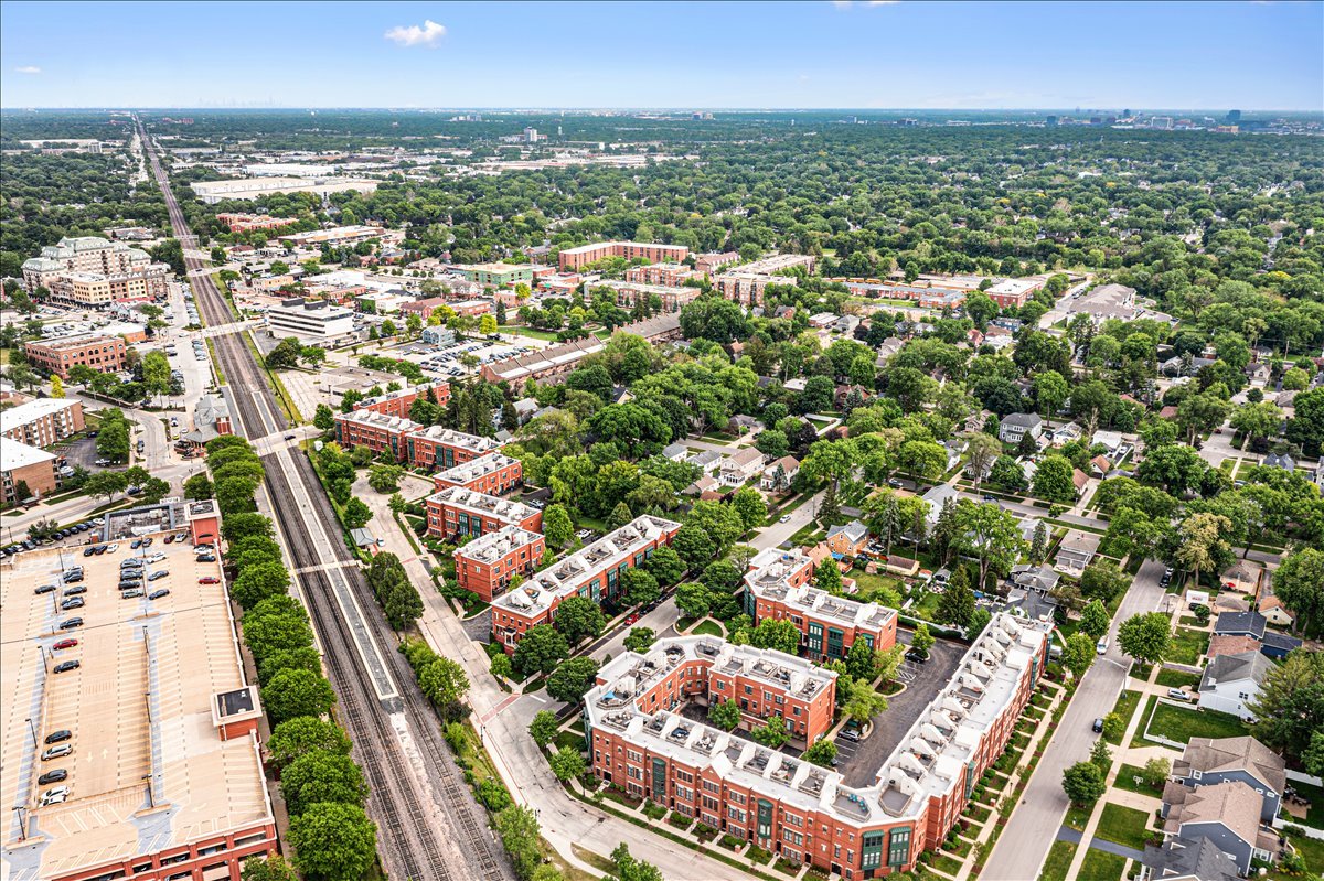 130 N Rose Street, Palatine, IL 60067