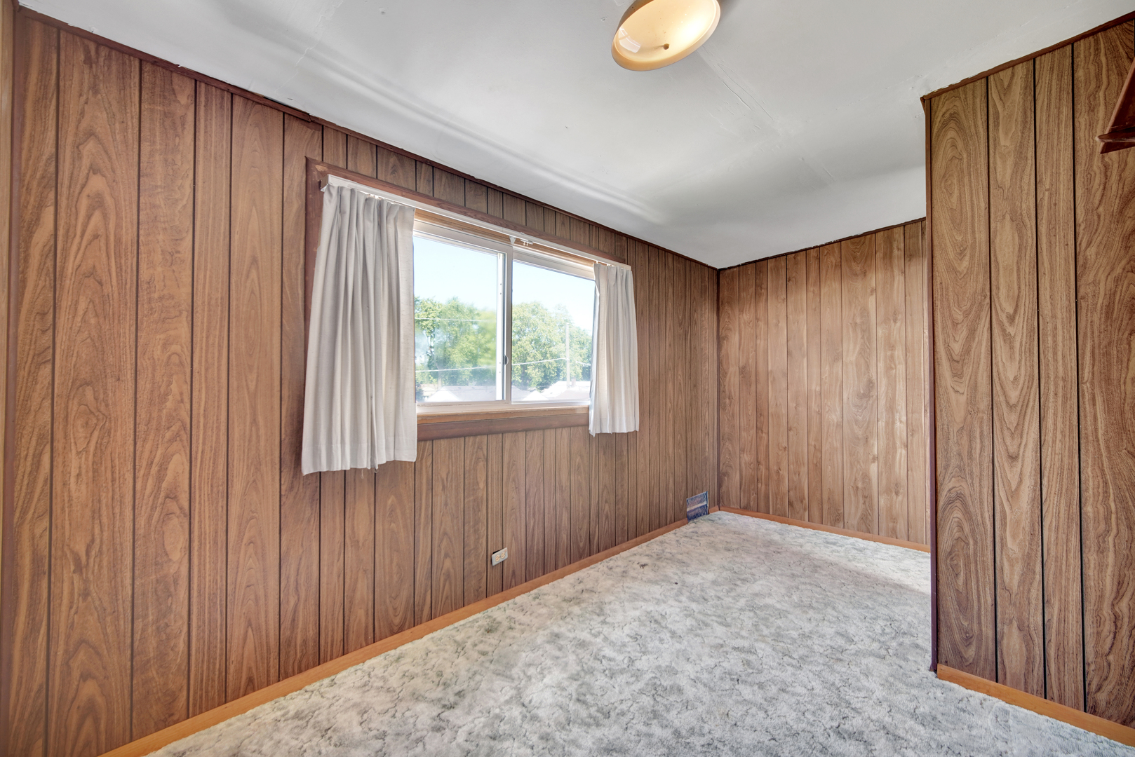 10912 S Pulaski Road, Oak Lawn, IL 60453