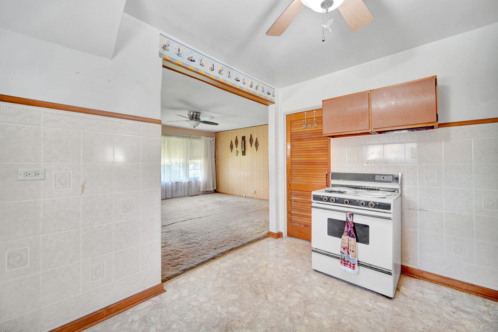 10912 S Pulaski Road, Oak Lawn, IL 60453