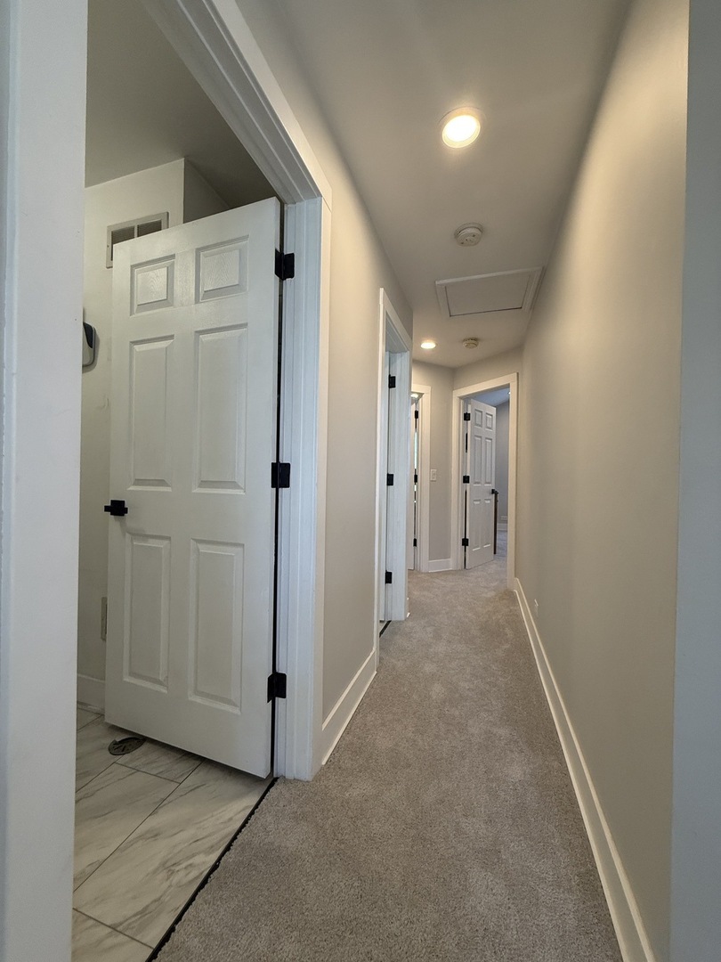 603 Stone Brook Court, Elk Grove Village, IL 60007