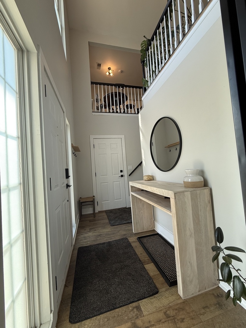 603 Stone Brook Court, Elk Grove Village, IL 60007