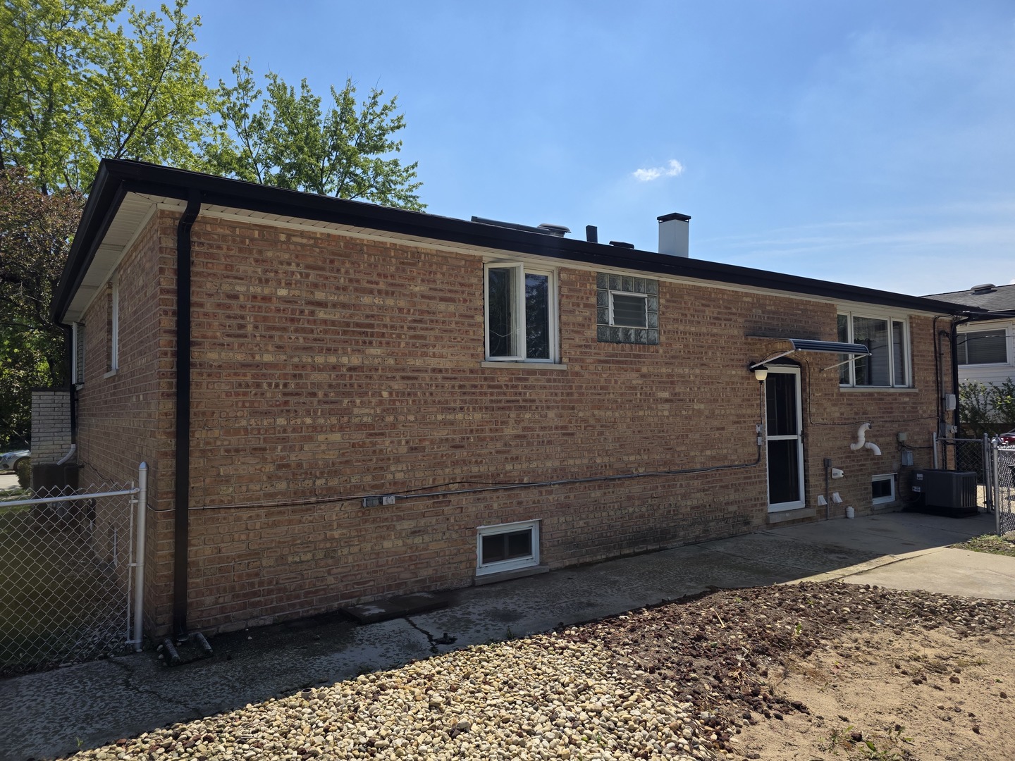 17612 71st Avenue, Tinley Park, IL 60477