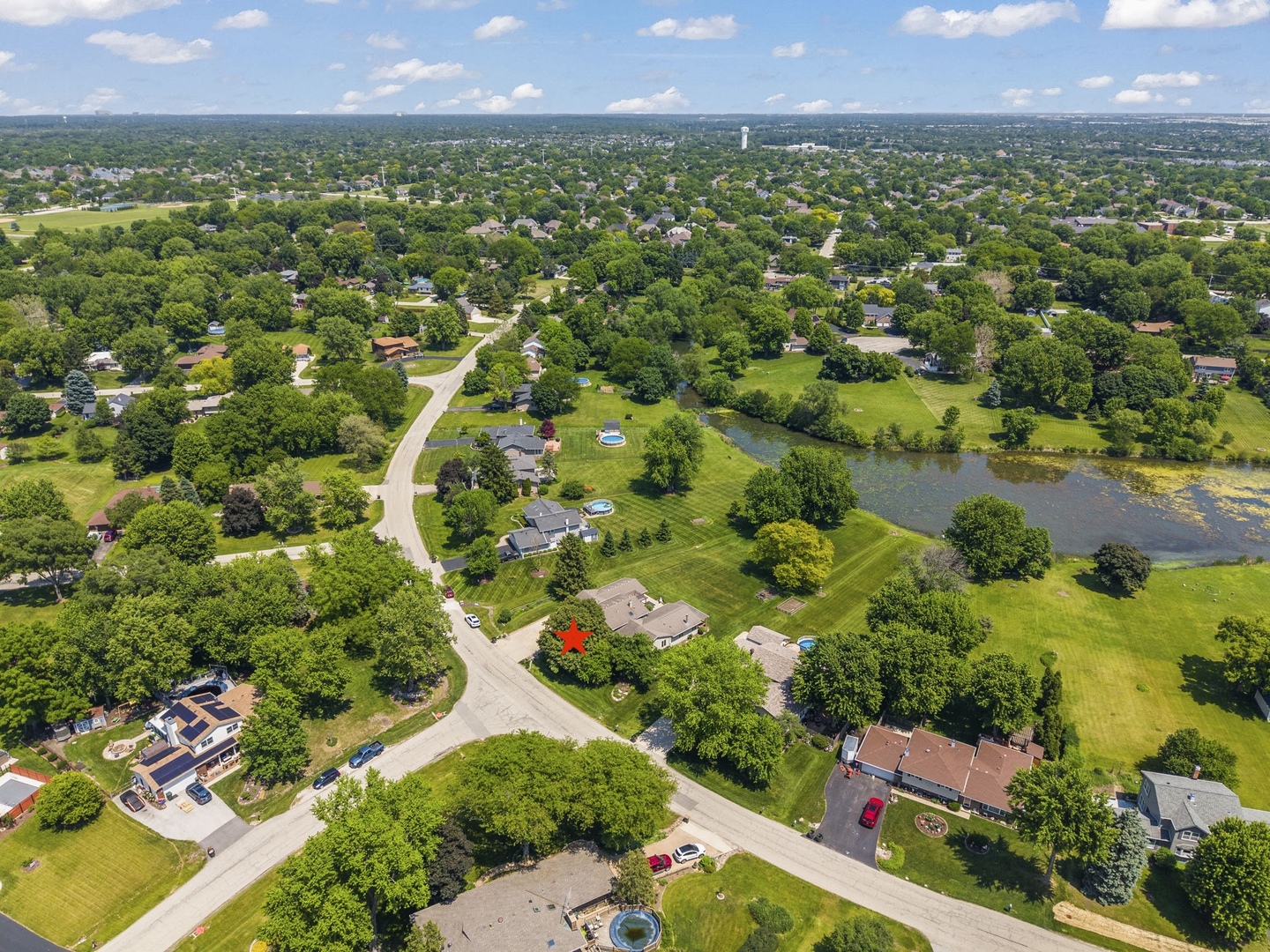 11S699 Schillinger Drive, Naperville, IL 60564