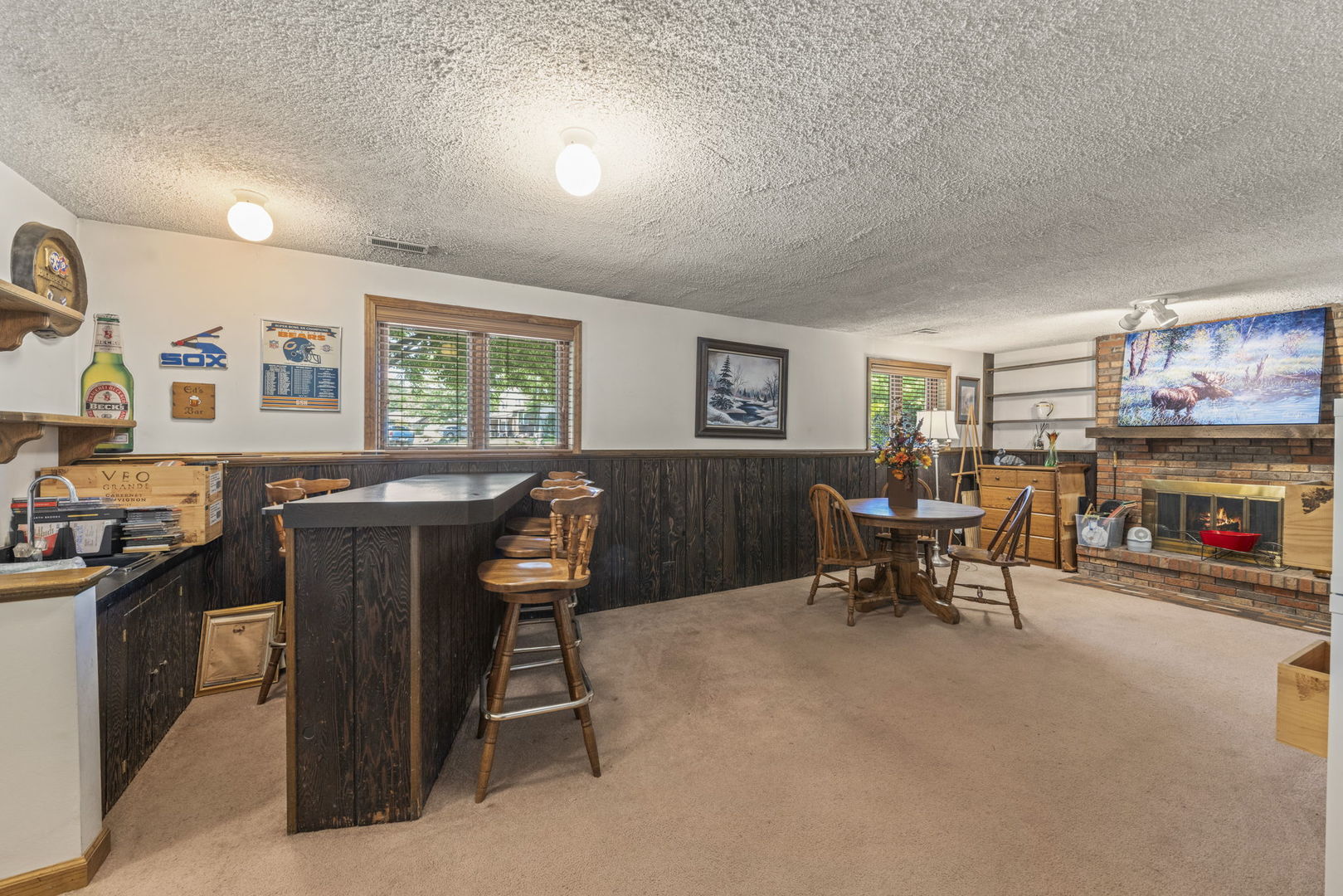 11S699 Schillinger Drive, Naperville, IL 60564