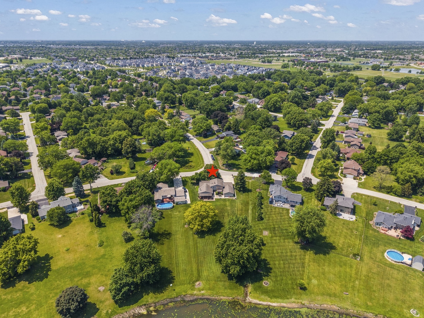 11S699 Schillinger Drive, Naperville, IL 60564