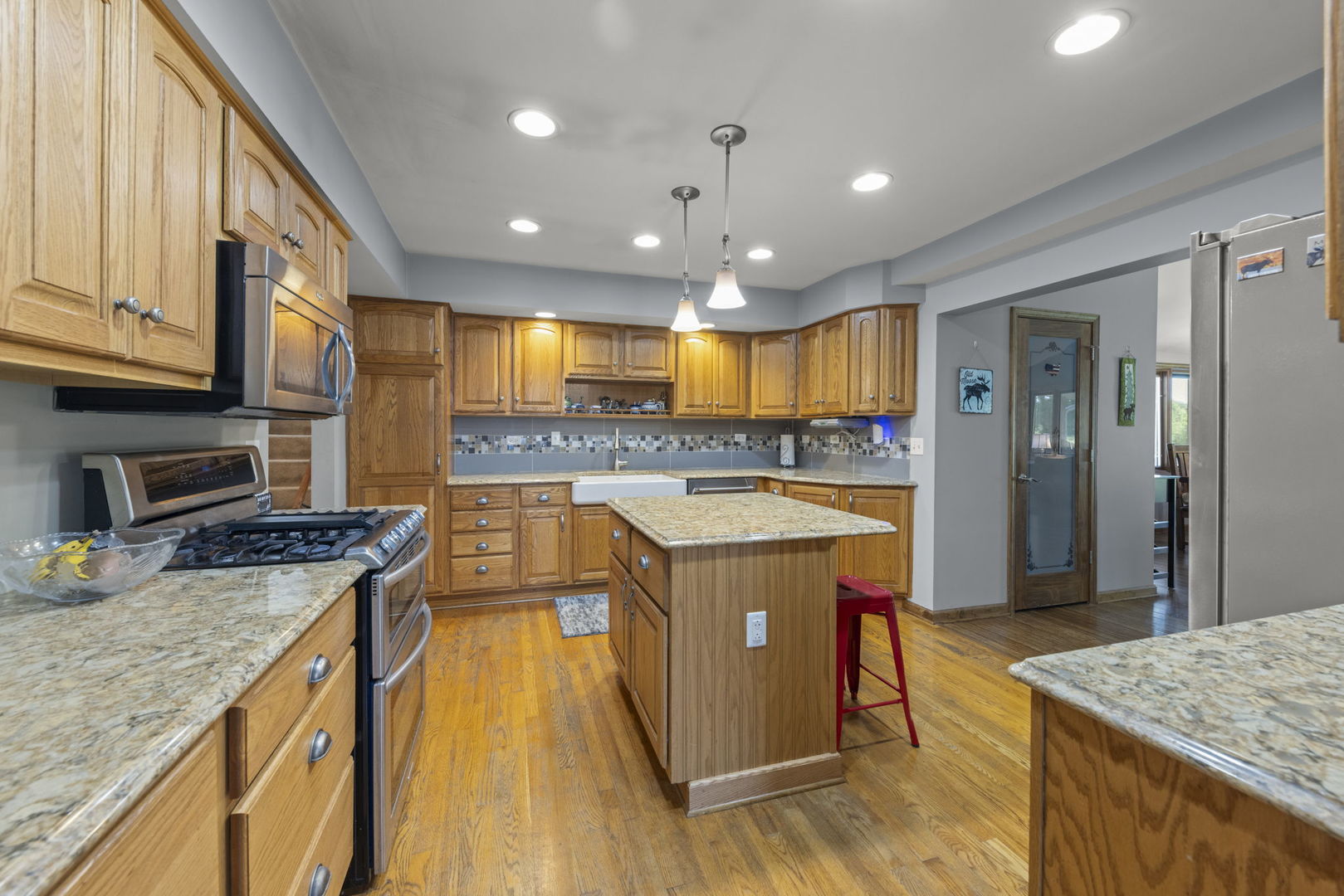 11S699 Schillinger Drive, Naperville, IL 60564
