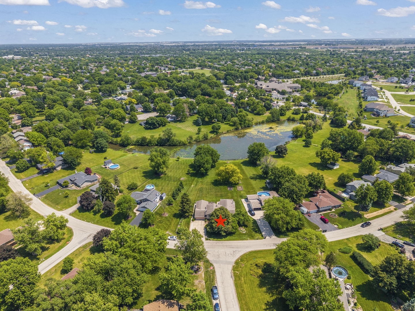 11S699 Schillinger Drive, Naperville, IL 60564