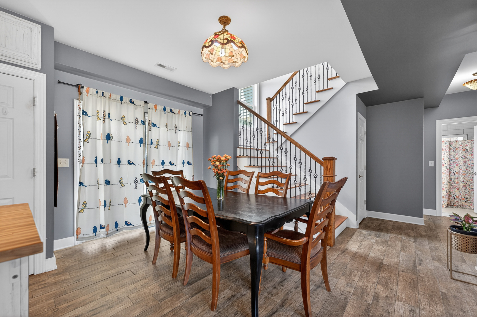 402 S Ahrens Avenue, Lombard, IL 60148