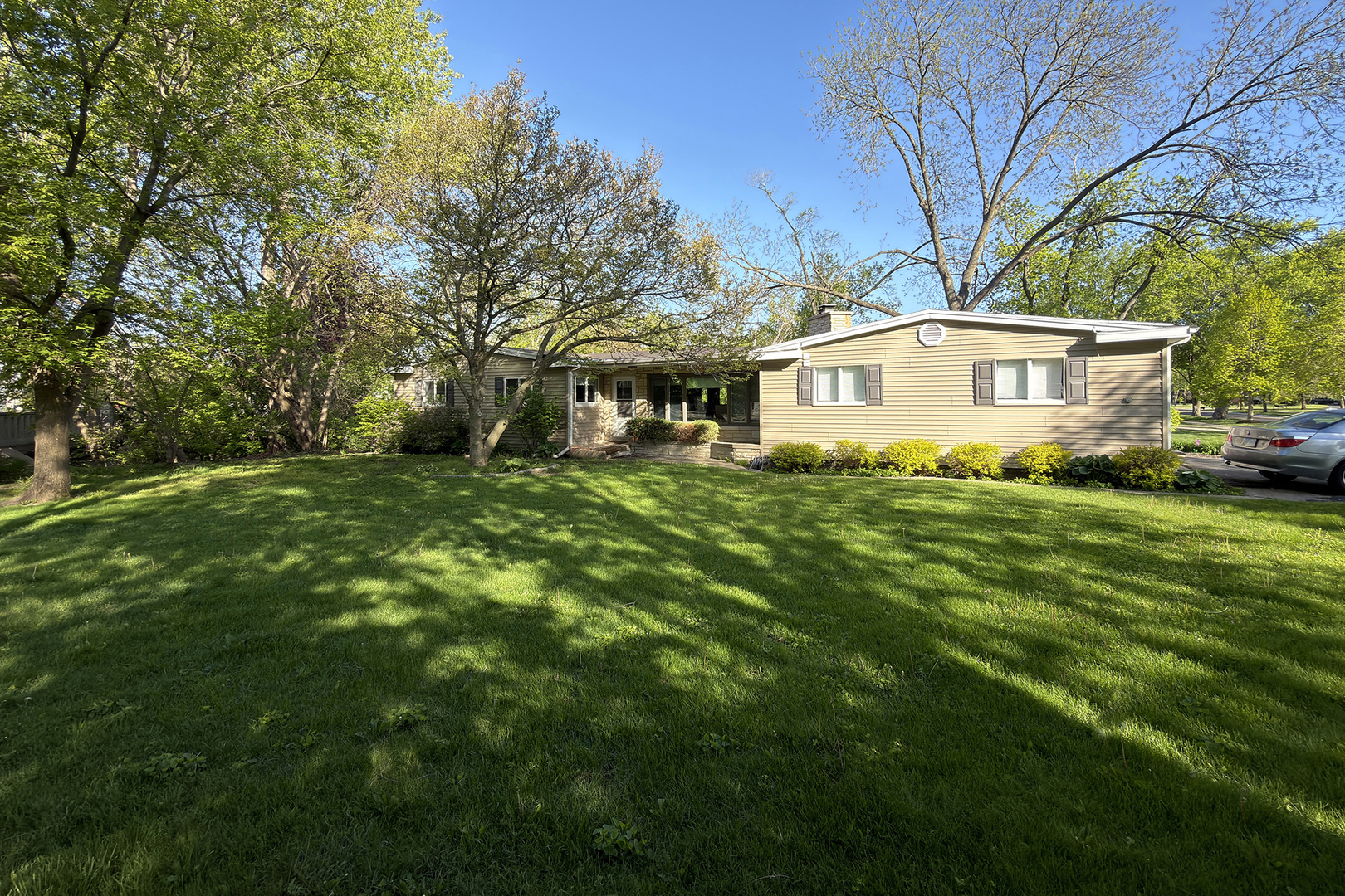 248 S Brockway Street, Palatine, IL 60067