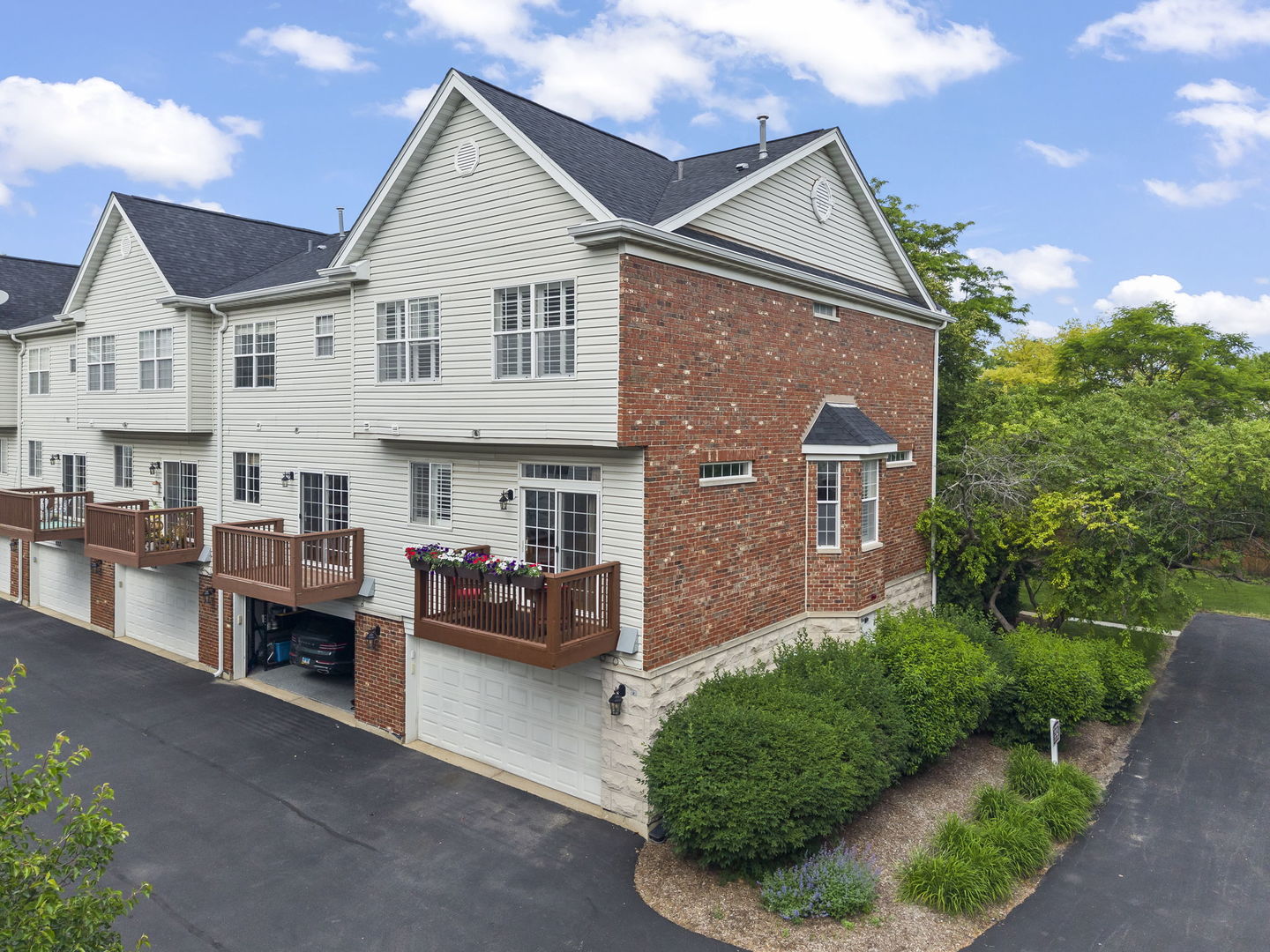 928 Shandrew Drive #928, Naperville, IL 60540
