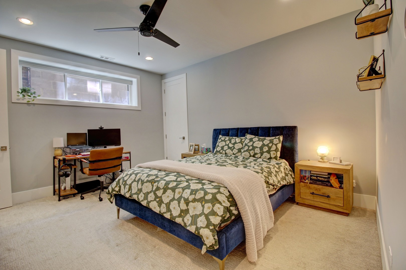 2438 N Western Avenue #1, Chicago, IL 60647