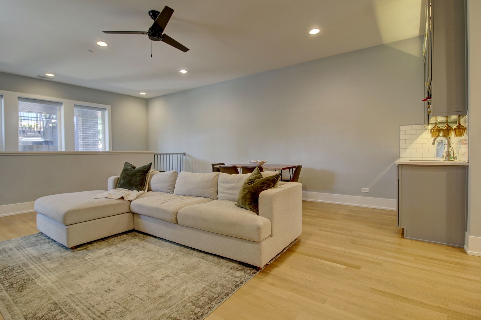 2438 N Western Avenue #1, Chicago, IL 60647