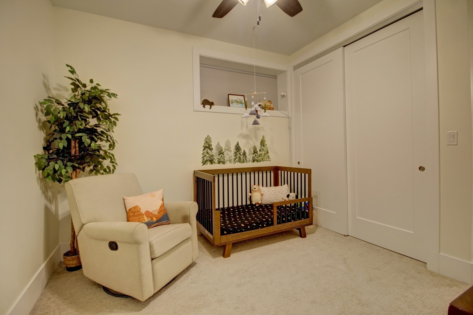 2438 N Western Avenue #1, Chicago, IL 60647