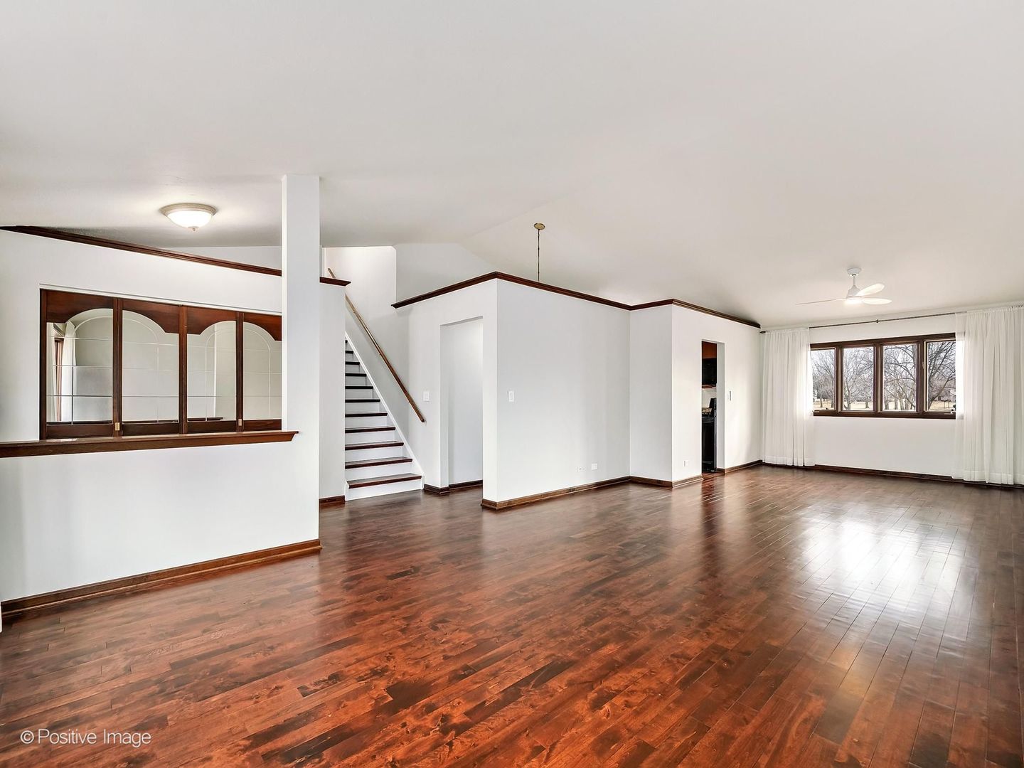 887 Braintree Lane, Bartlett, IL 60103
