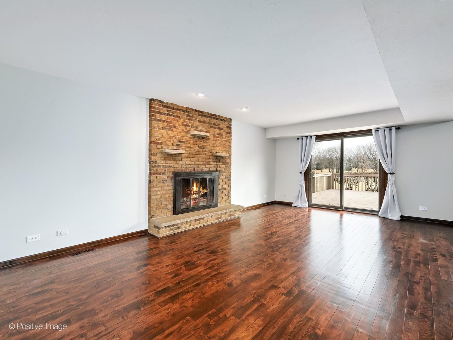 887 Braintree Lane, Bartlett, IL 60103
