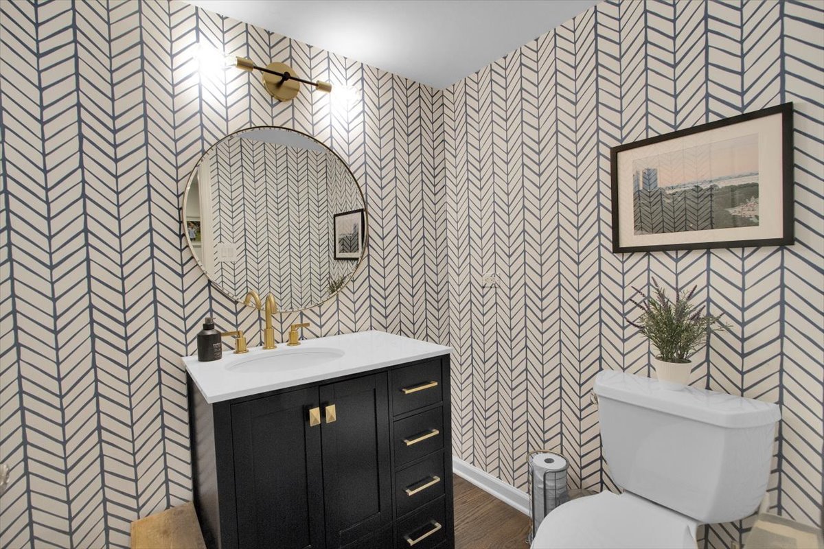 850 Carlyle Circle, Lake Bluff, IL 60044