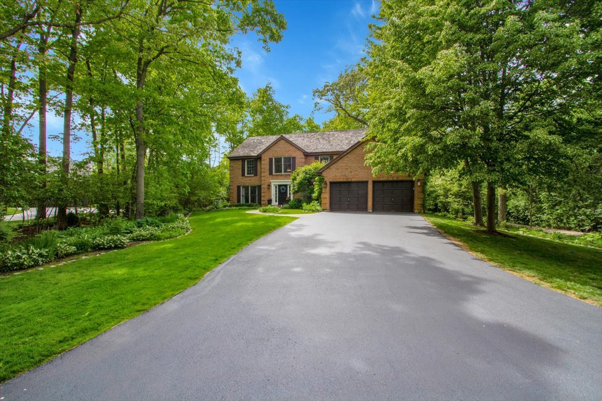 850 Carlyle Circle, Lake Bluff, IL 60044