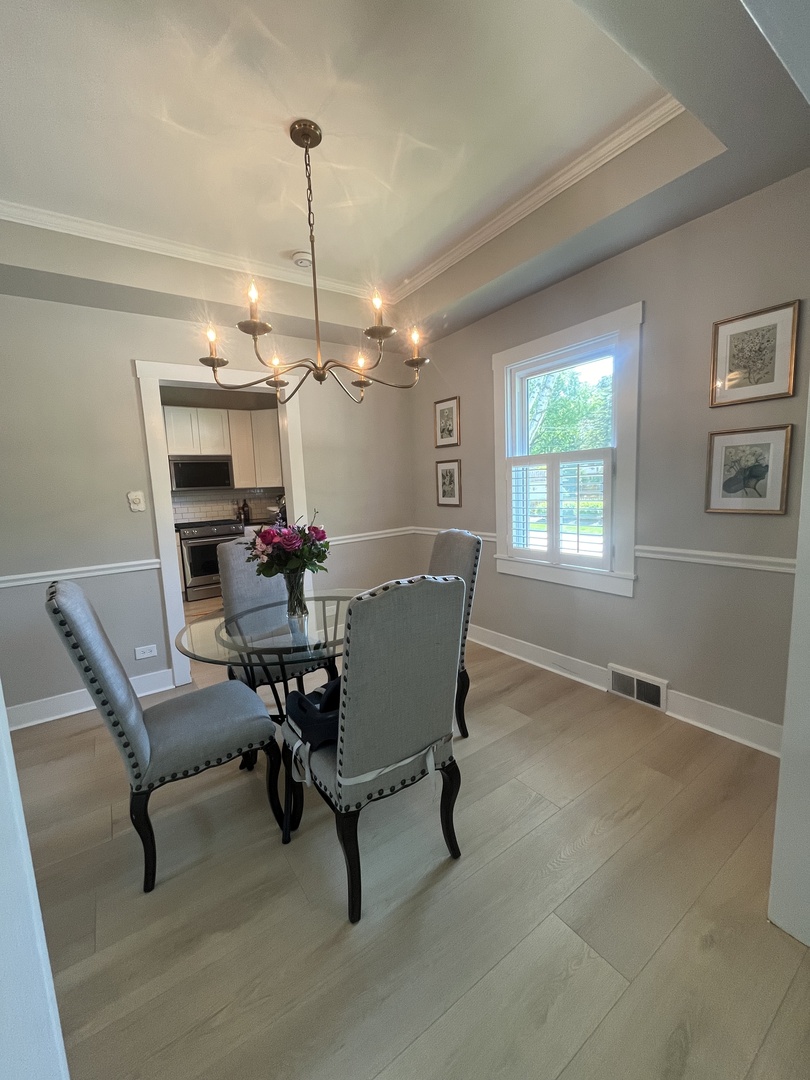 701 Edison Street, Geneva, IL 60134