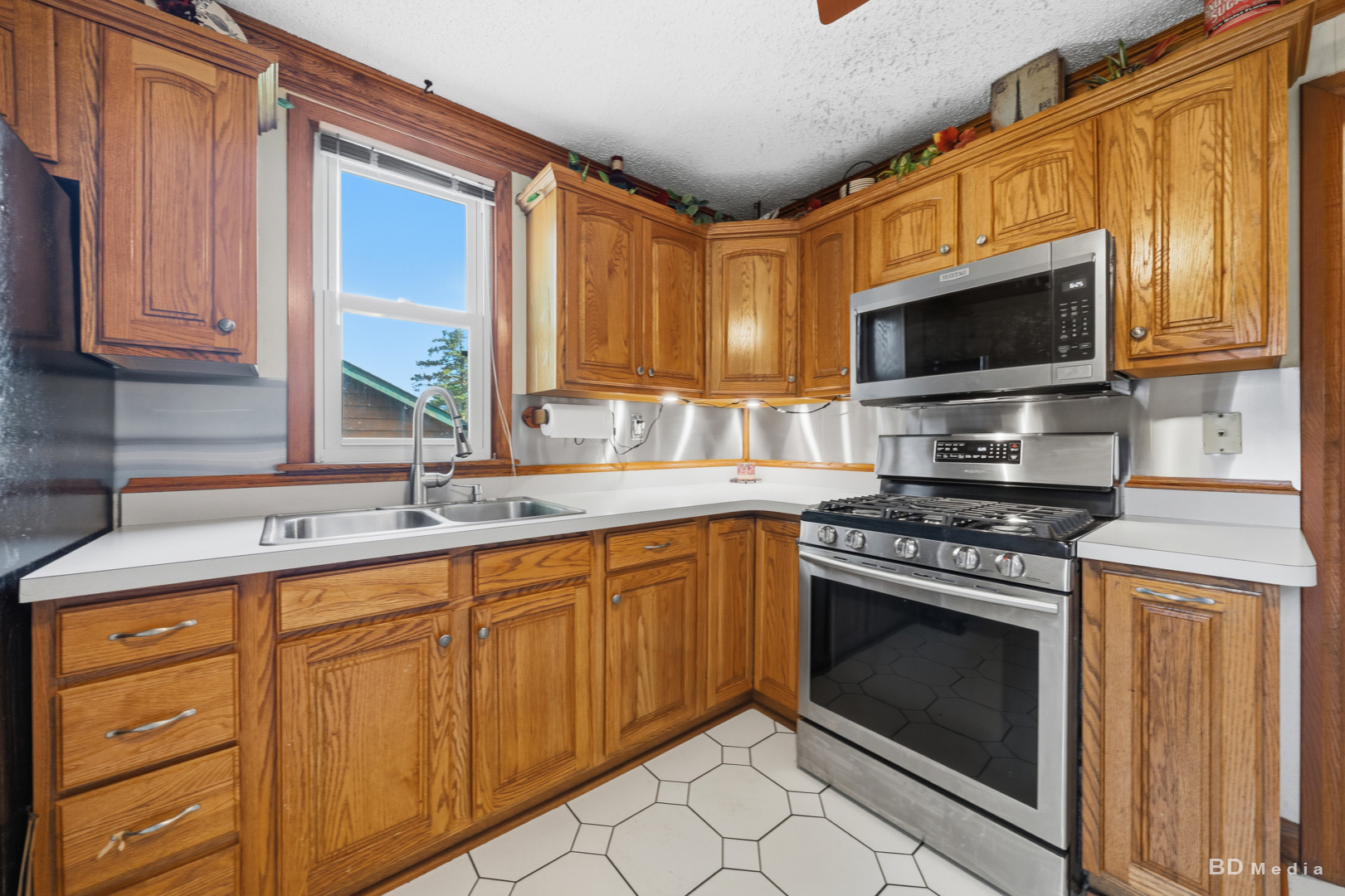5323 W Mill Street, Monee, IL 60449
