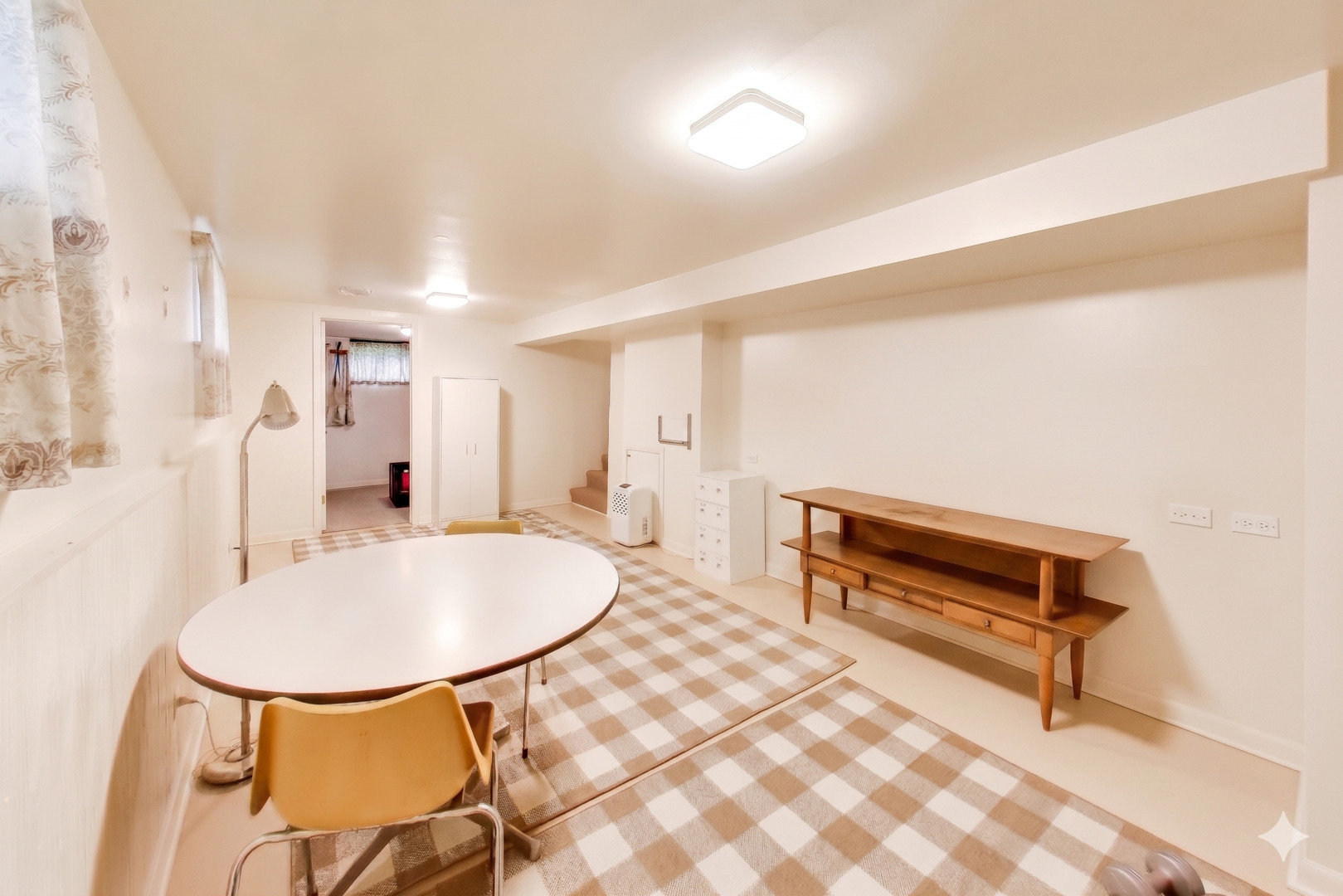 1281 Banbury Road, Mundelein, IL 60060