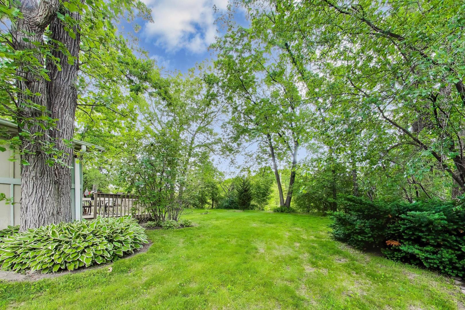 1281 Banbury Road, Mundelein, IL 60060