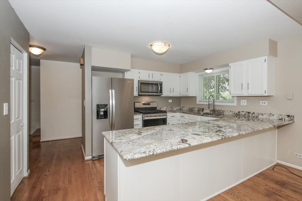 1512 Kirkwood Drive, Geneva, IL 60134