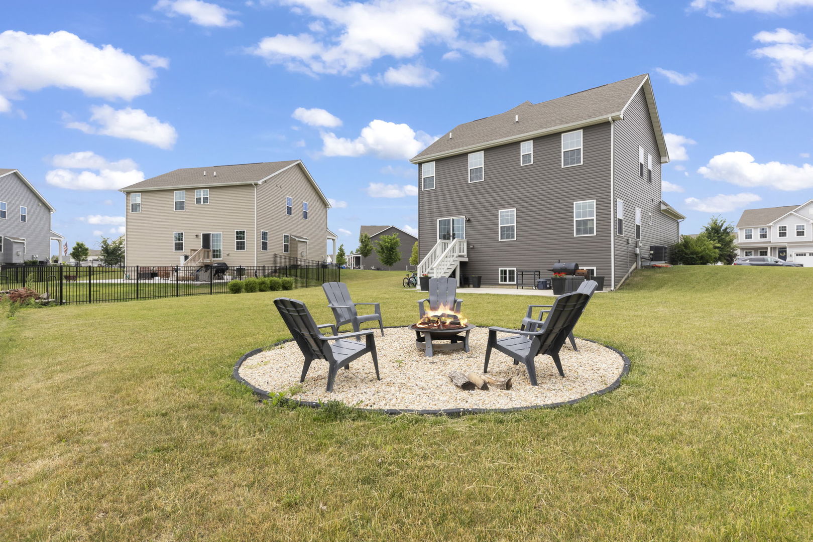 3056 Grande Trail, Yorkville, IL 60560
