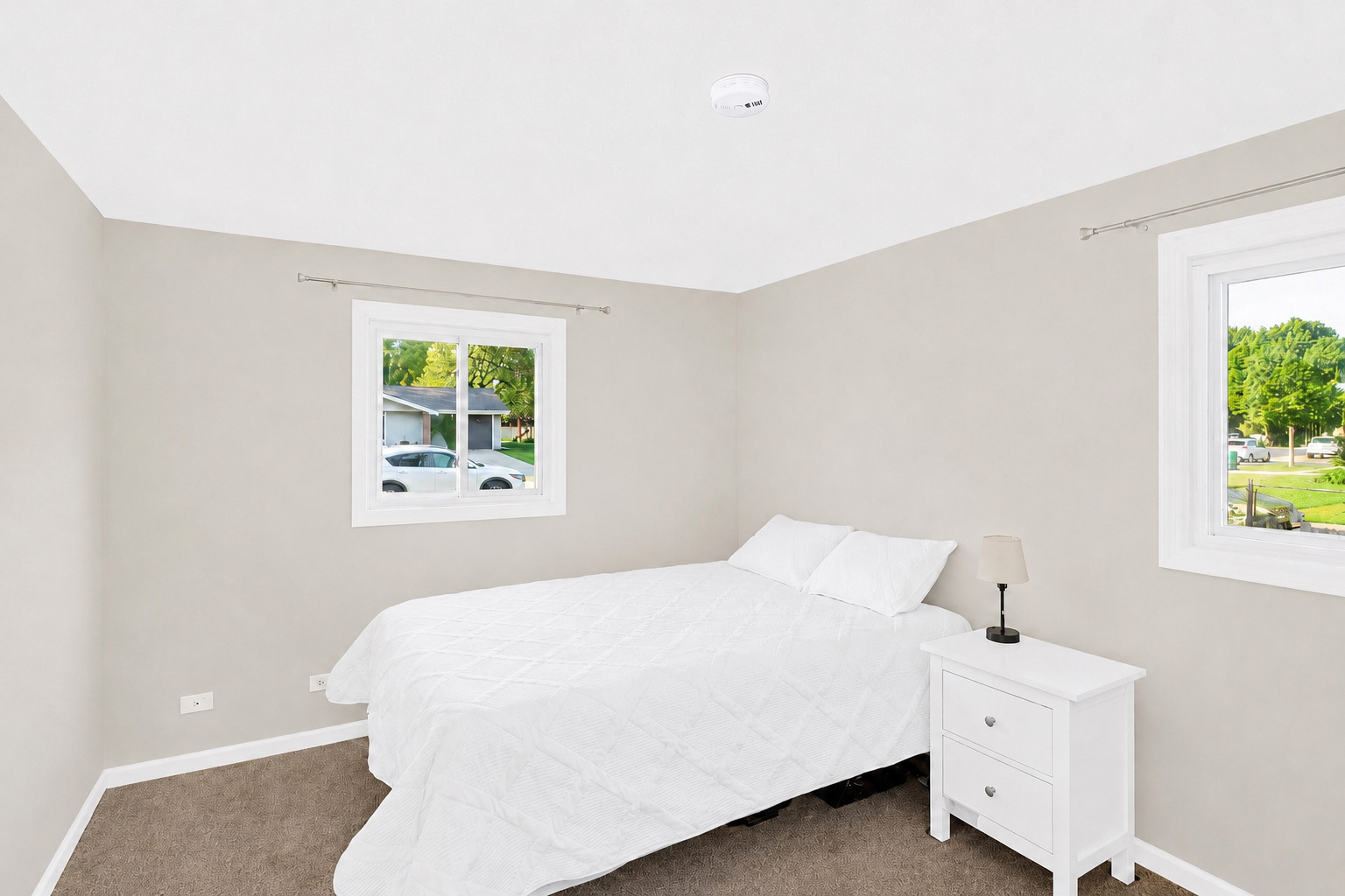 319 S BRAINTREE Drive, Schaumburg, IL 60193