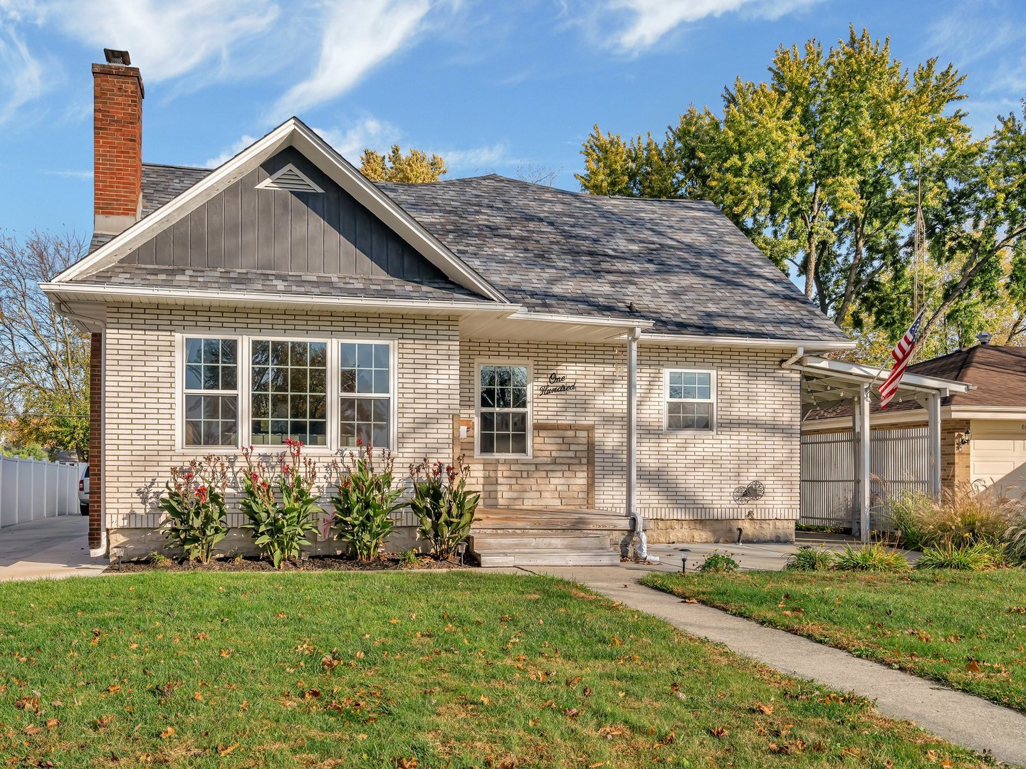 100 W 1st Street, Coal City, IL 60416