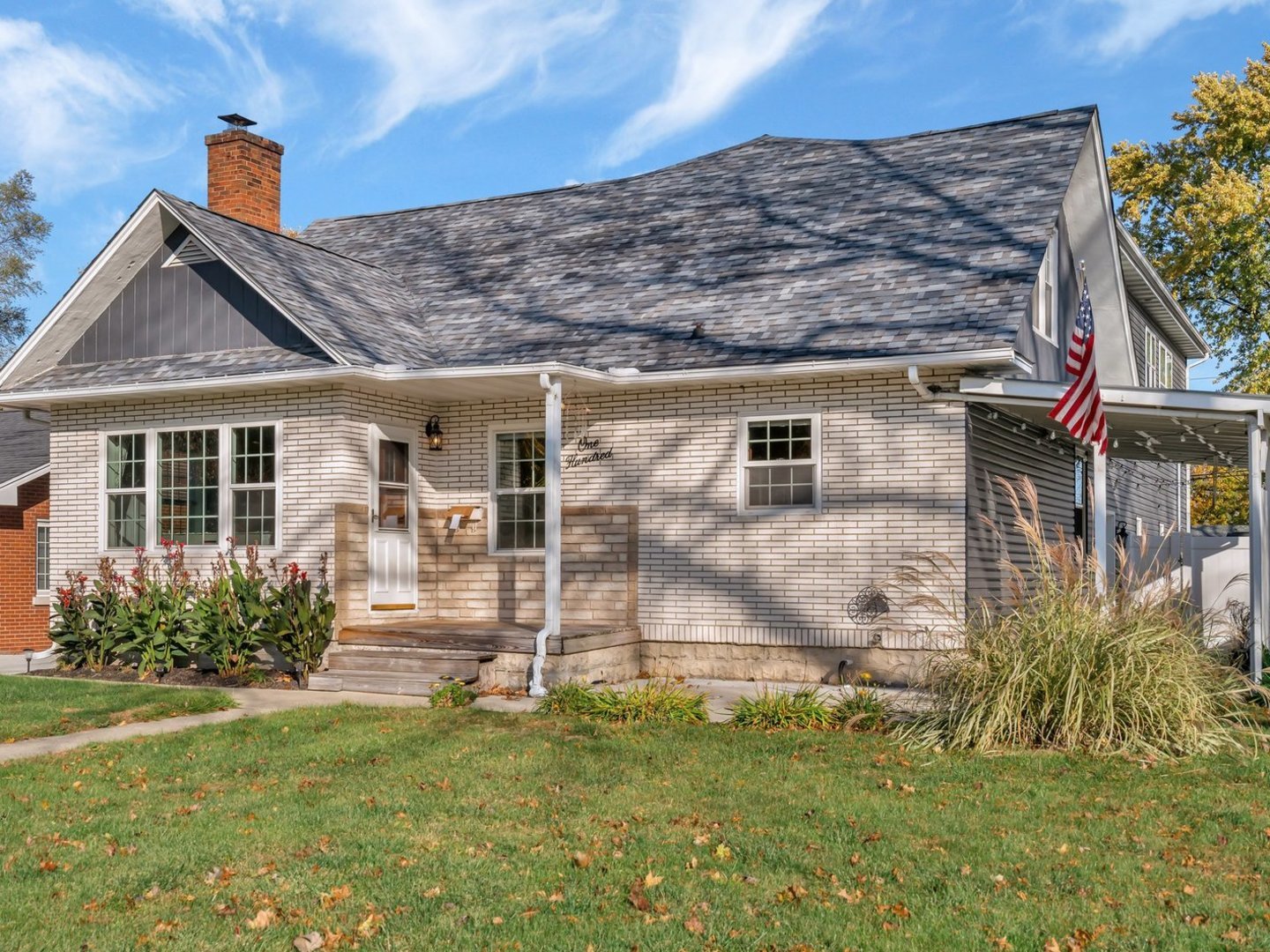 100 W 1st Street, Coal City, IL 60416