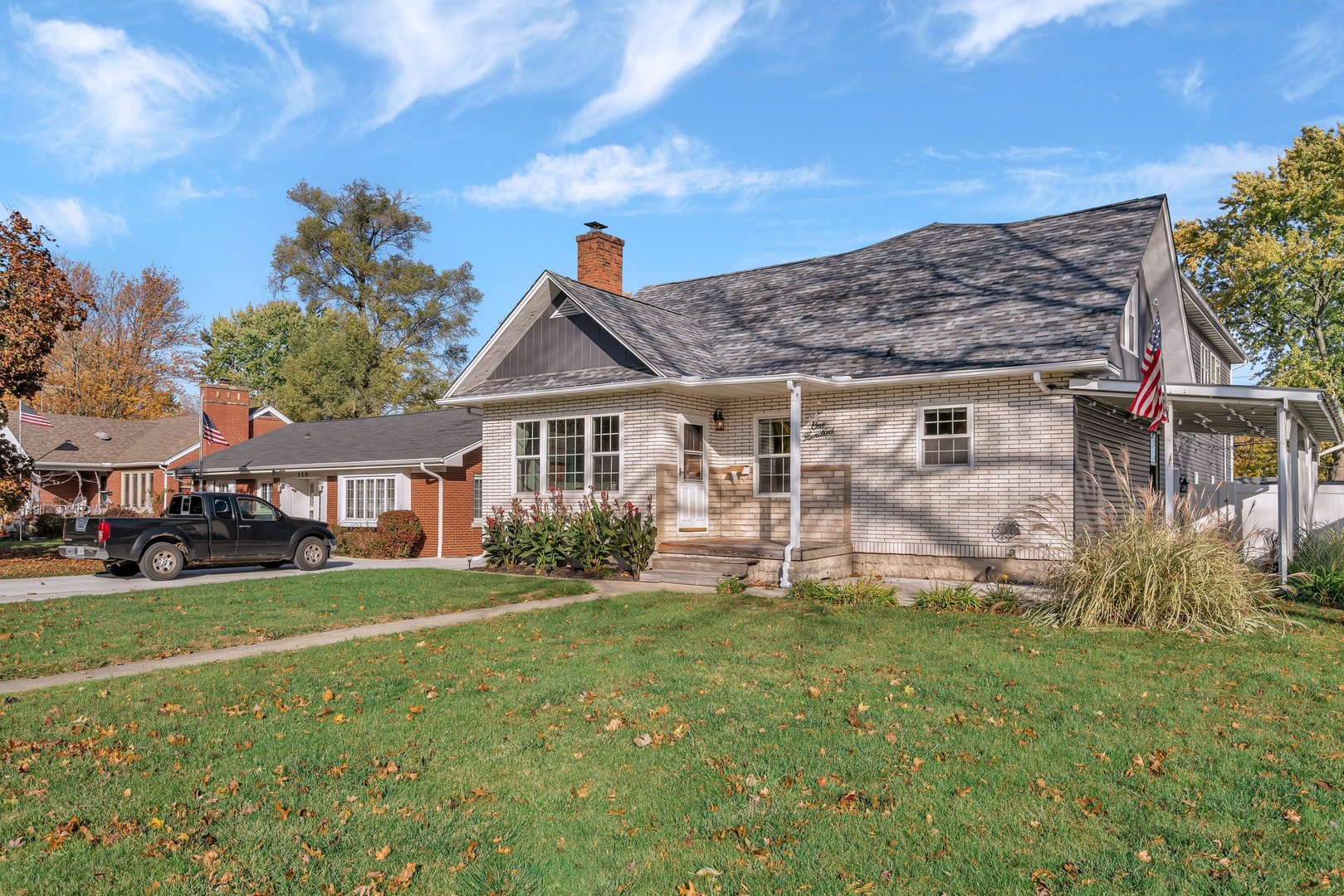 100 W 1st Street, Coal City, IL 60416