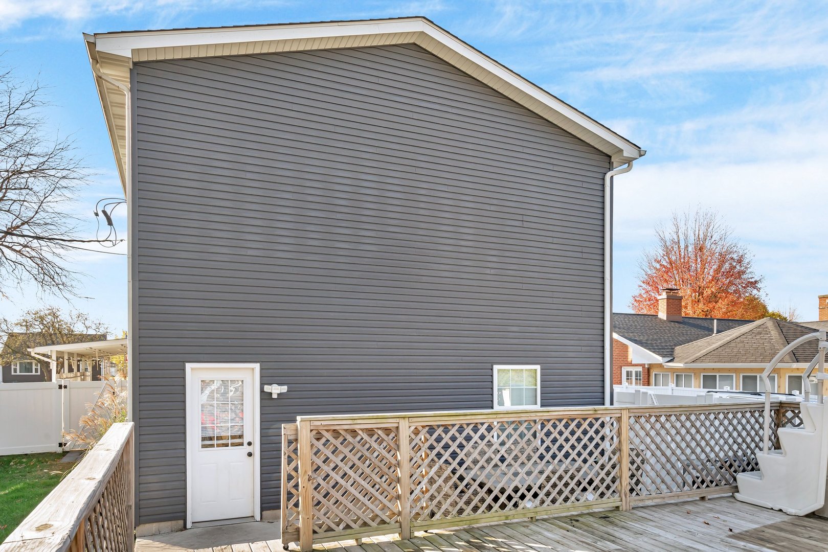 100 W 1st Street, Coal City, IL 60416