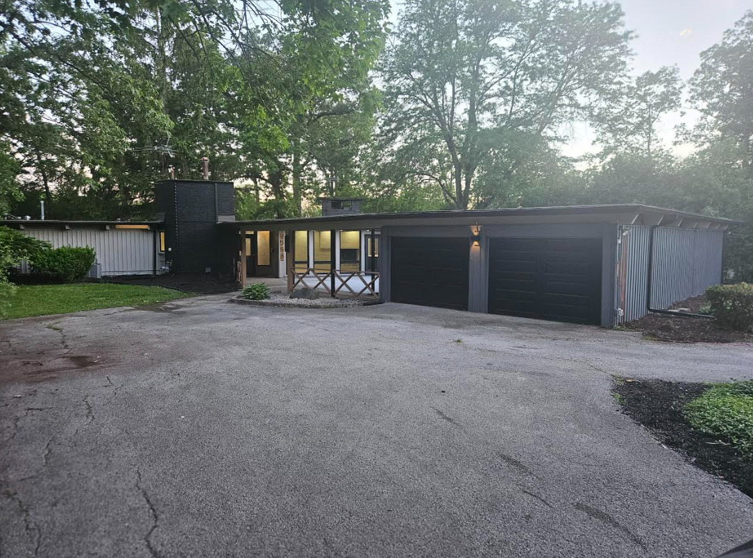 2556 Country Club Drive, Olympia Fields, IL 60461