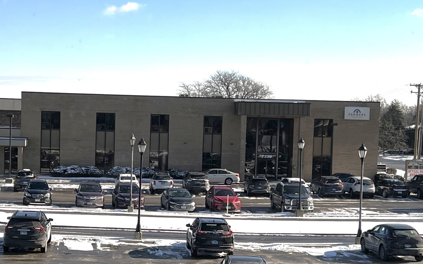 7350 W COLLEGE Drive #207, Palos Heights, IL 60463