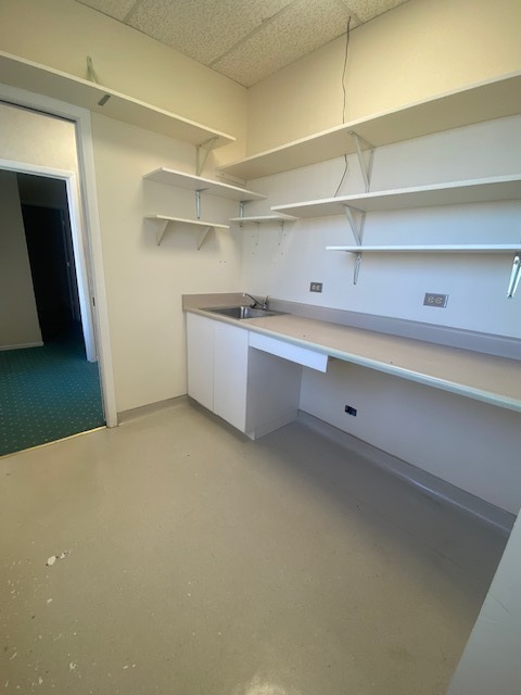 7350 W COLLEGE Drive #207, Palos Heights, IL 60463