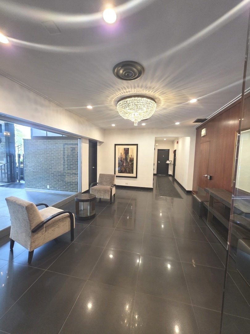 1000 N Lake Shore Drive #809, Chicago, IL 60611