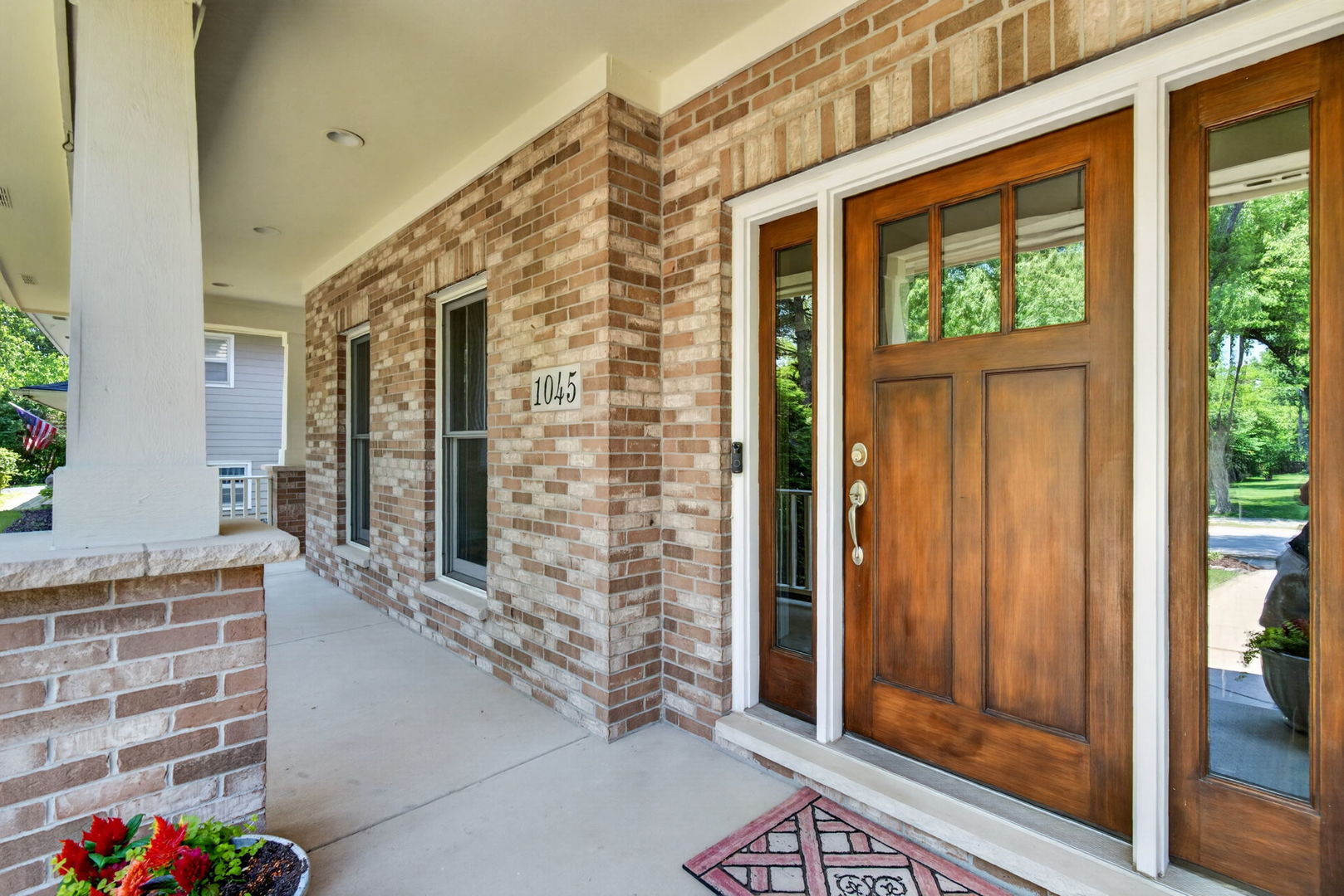 1045 MAGNOLIA Lane, Naperville, IL 60540