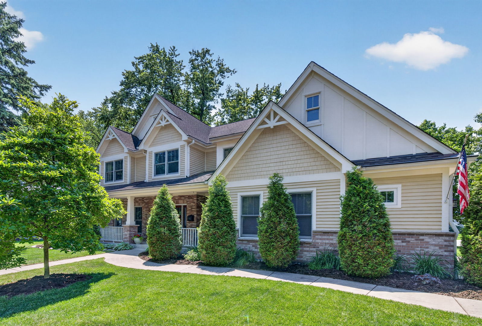 1045 MAGNOLIA Lane, Naperville, IL 60540