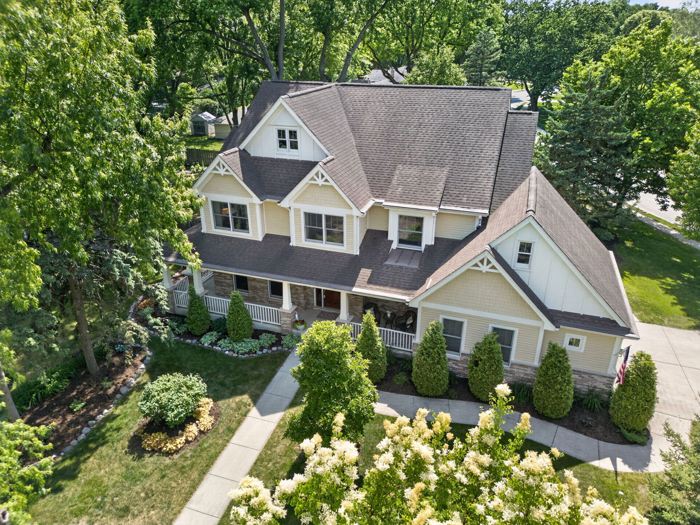 1045 MAGNOLIA Lane, Naperville, IL 60540